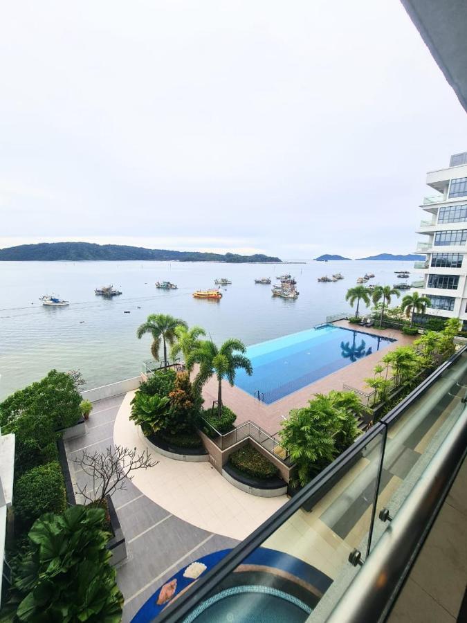 Elegant Living @ Pelagos Suites Oceanus Waterfront Kk Kota Kinabalu Exterior foto