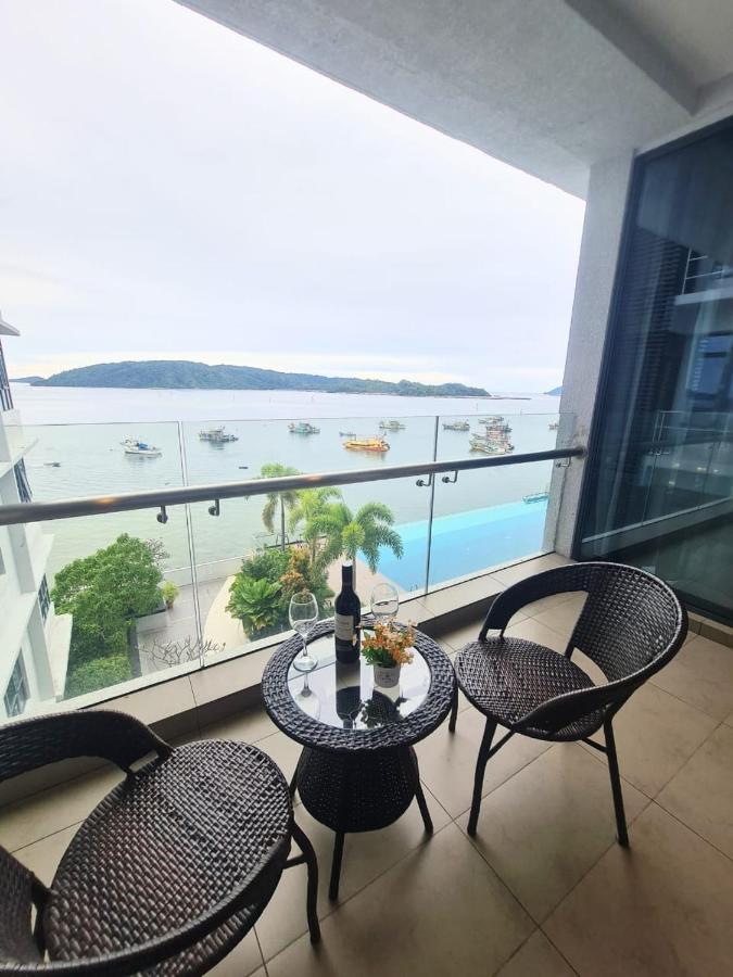 Elegant Living @ Pelagos Suites Oceanus Waterfront Kk Kota Kinabalu Exterior foto