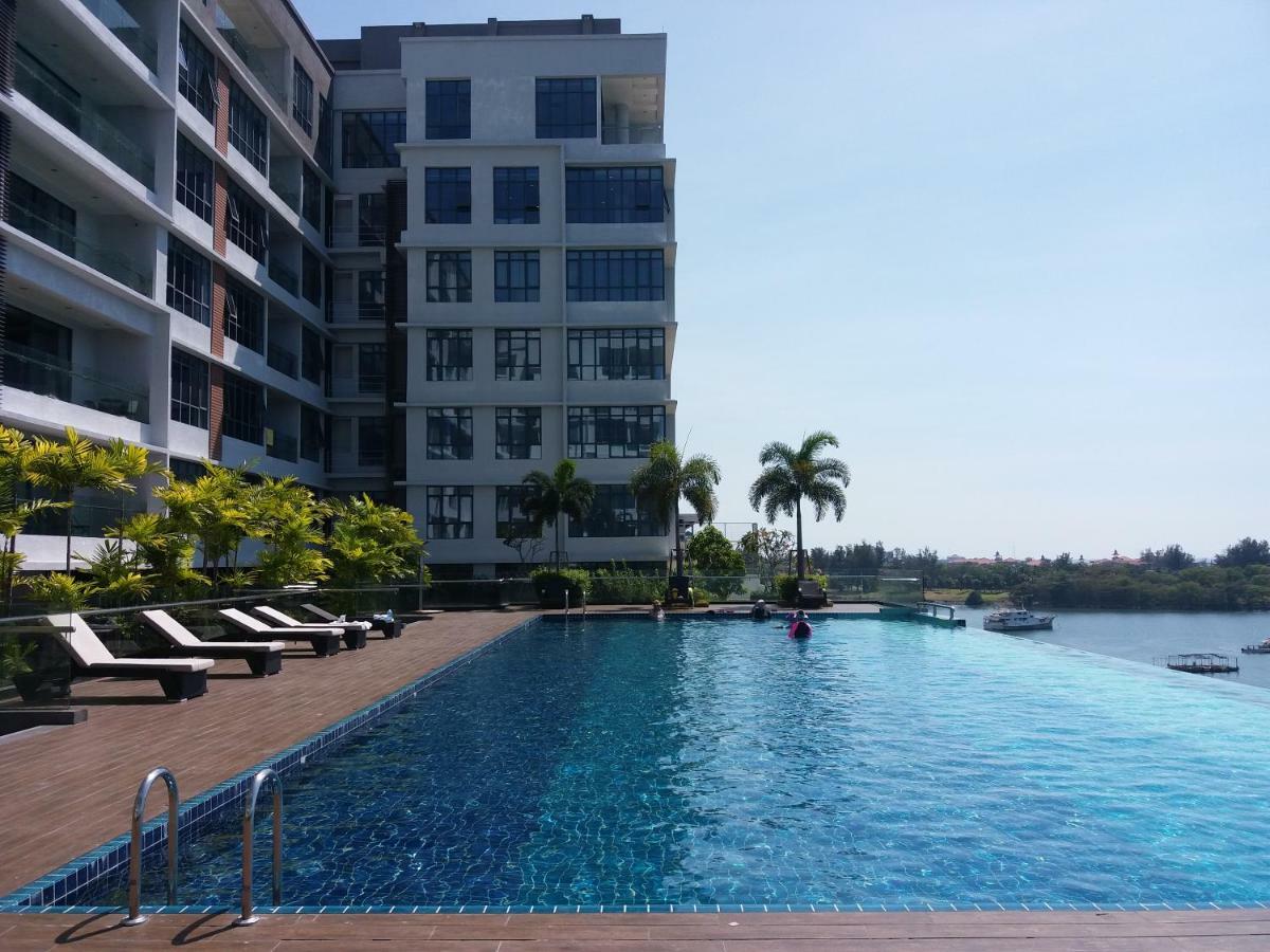 Elegant Living @ Pelagos Suites Oceanus Waterfront Kk Kota Kinabalu Exterior foto